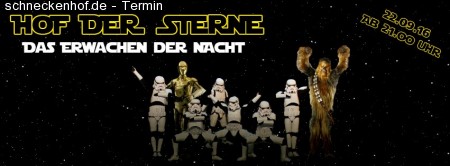 Hof der Sterne - Das Erwachen der Nacht Werbeplakat